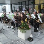 … und ebenso souverän.